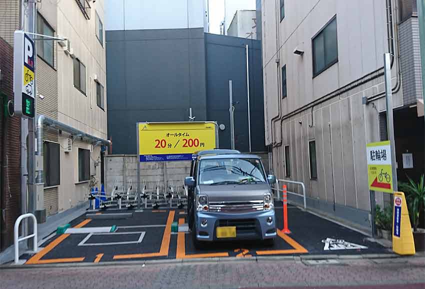 北千住西口自転車駐車場 マルイ